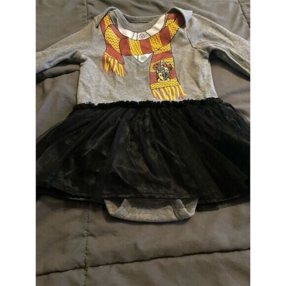 Harry Potter Gryffindor Baby Onesie Dress 12M Black Unisex - Picture 2 of 5